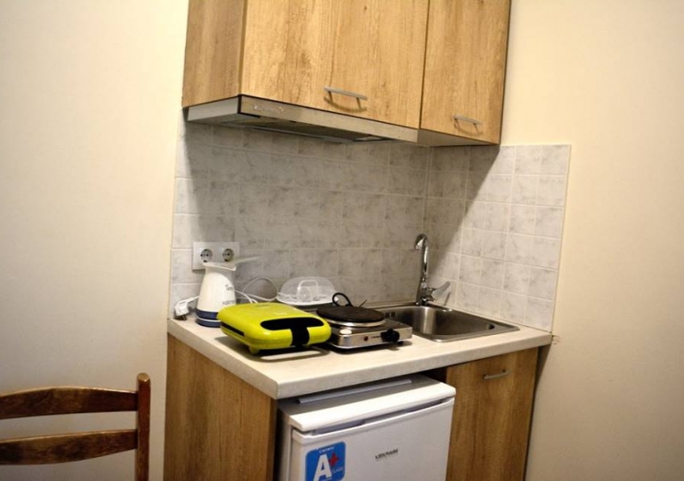 4 persons room